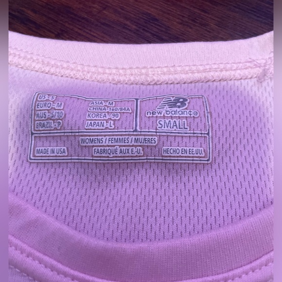 New Balance Pink T shirt workout shirt - Picture 2 of 2